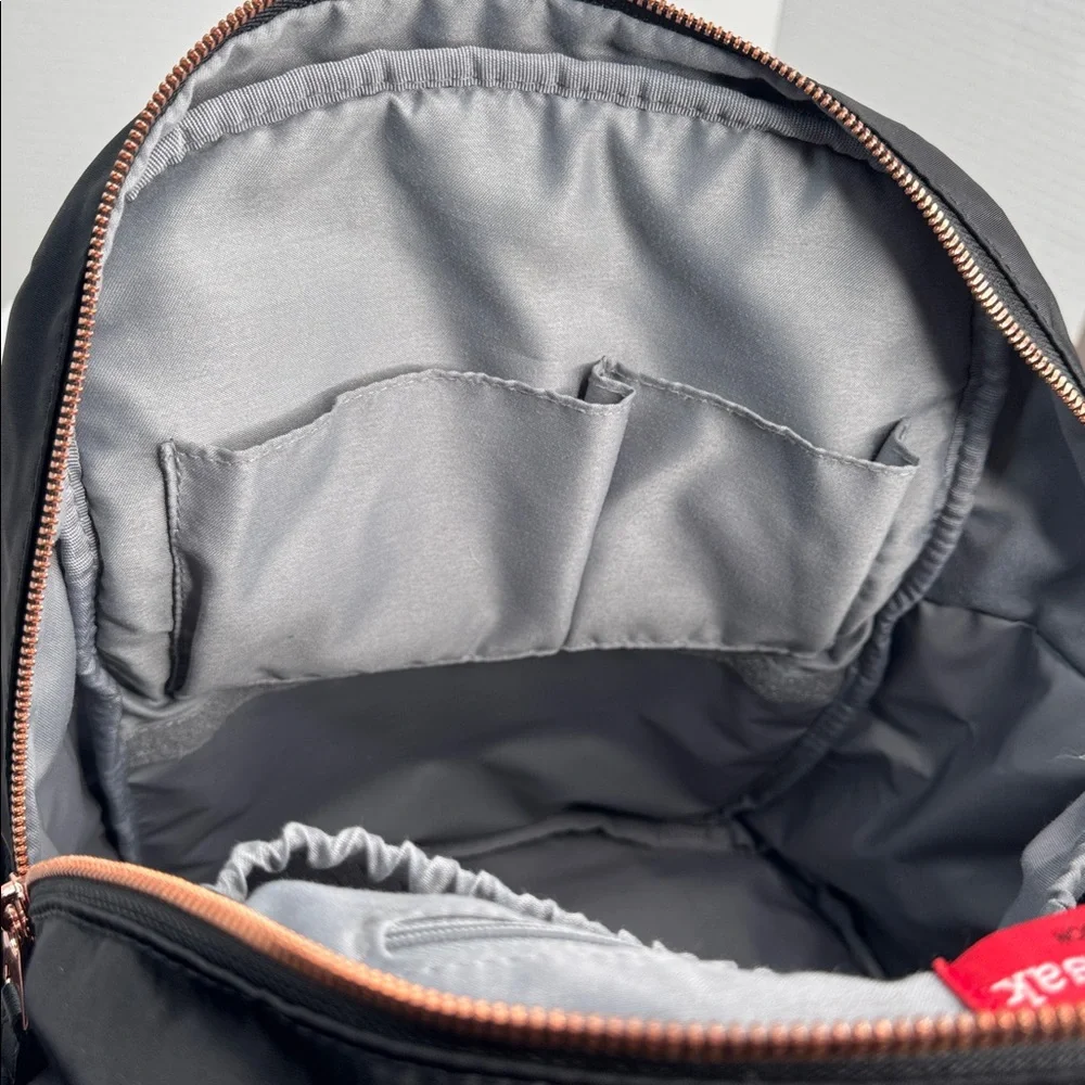 Storksak Quilted Hero Black Diaper Backpack-NWOT